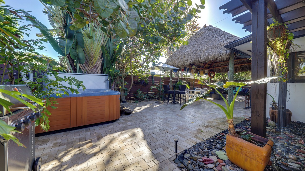 Photo of Patio Balcony in Santa Barbara Estates