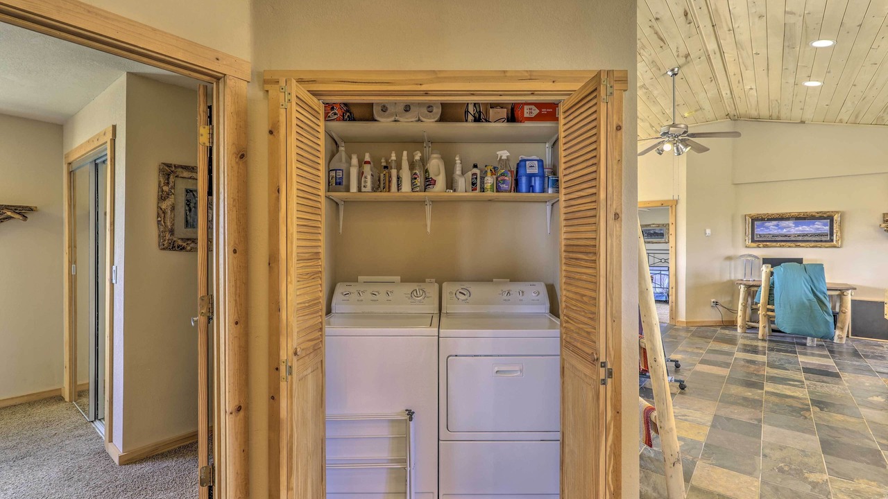 Photo of Bedroom in Warm Springs