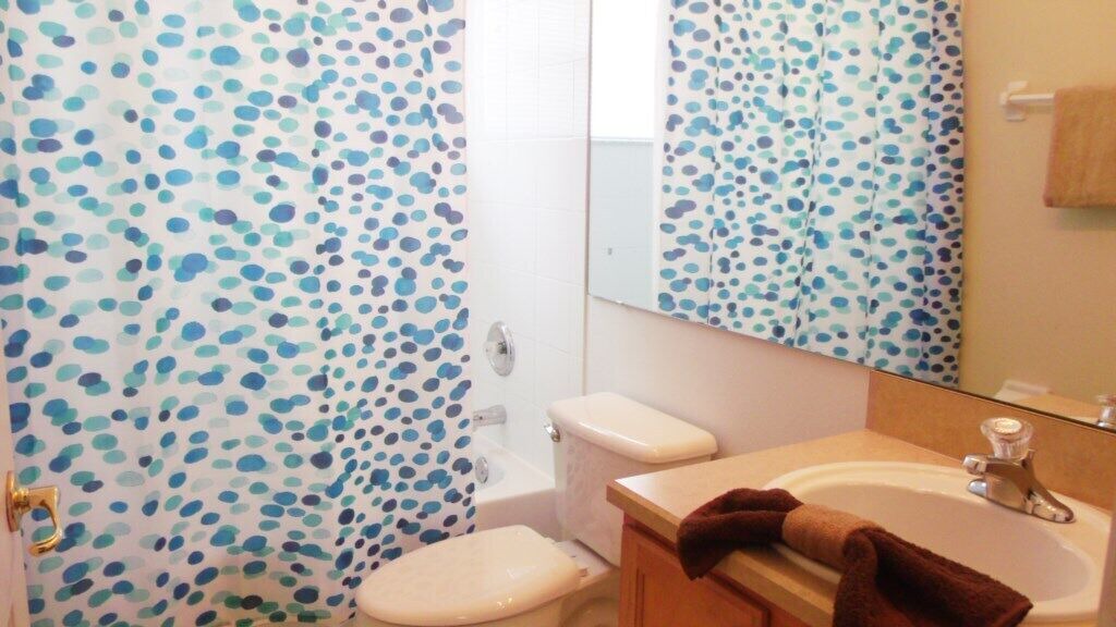 Photo of Bathroom in Orange Tree