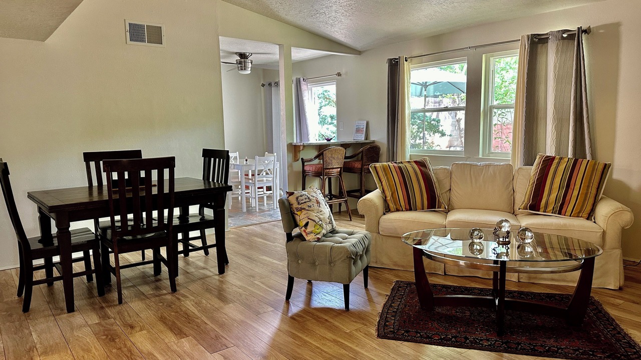 Photo of Livingroom in Santa Fe