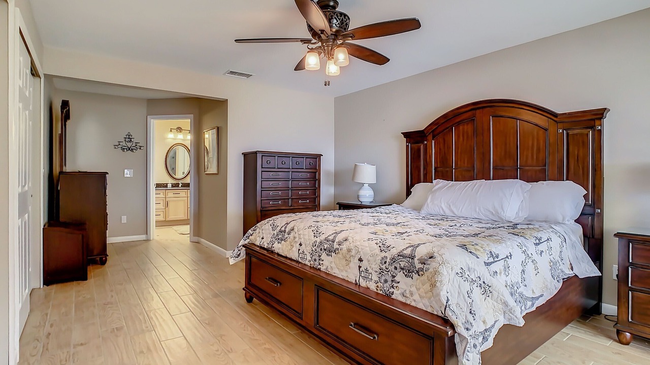 Photo of Bedroom in Island Estate