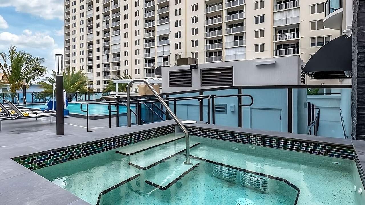 Photo of Outdoor in Lauderdale Beach