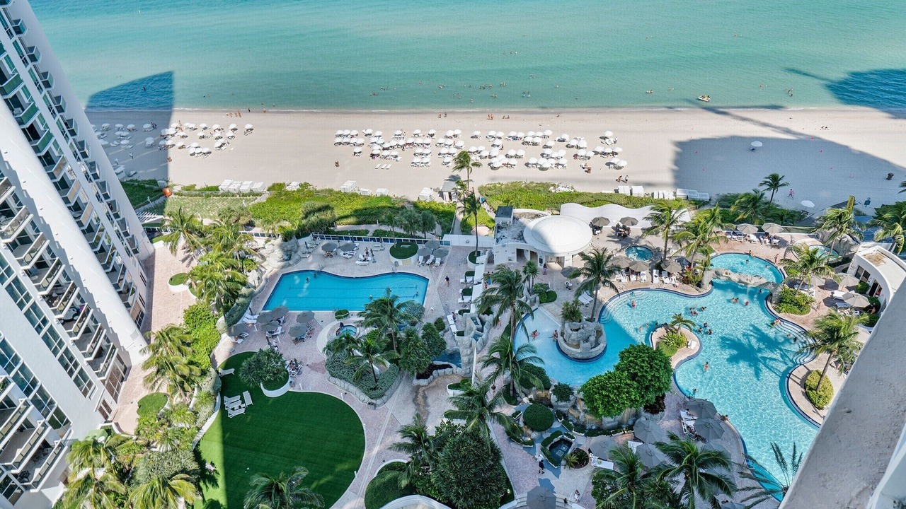 Photo of Others in Sunny Isles Beach