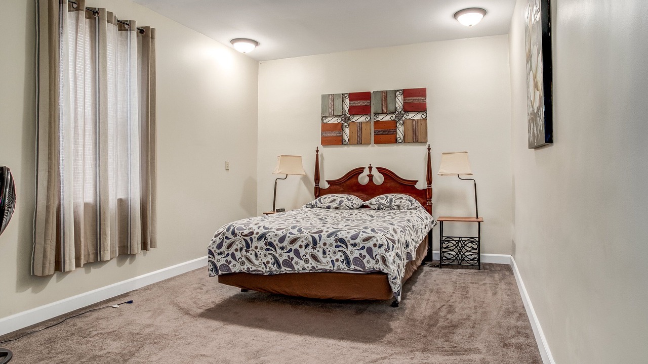 Photo of Bedroom in River Market