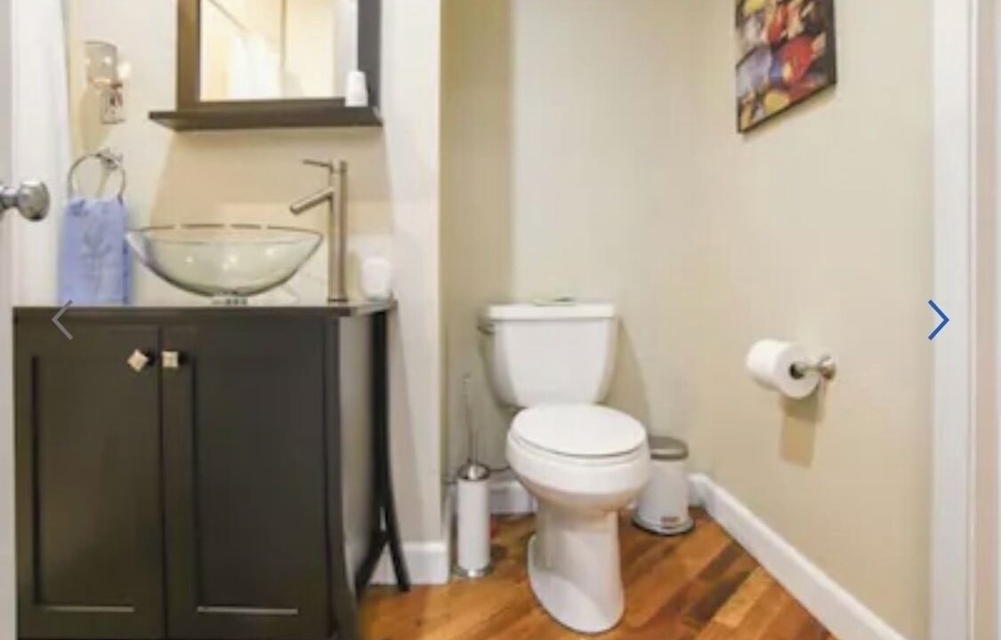 Photo of Bathroom in River Market