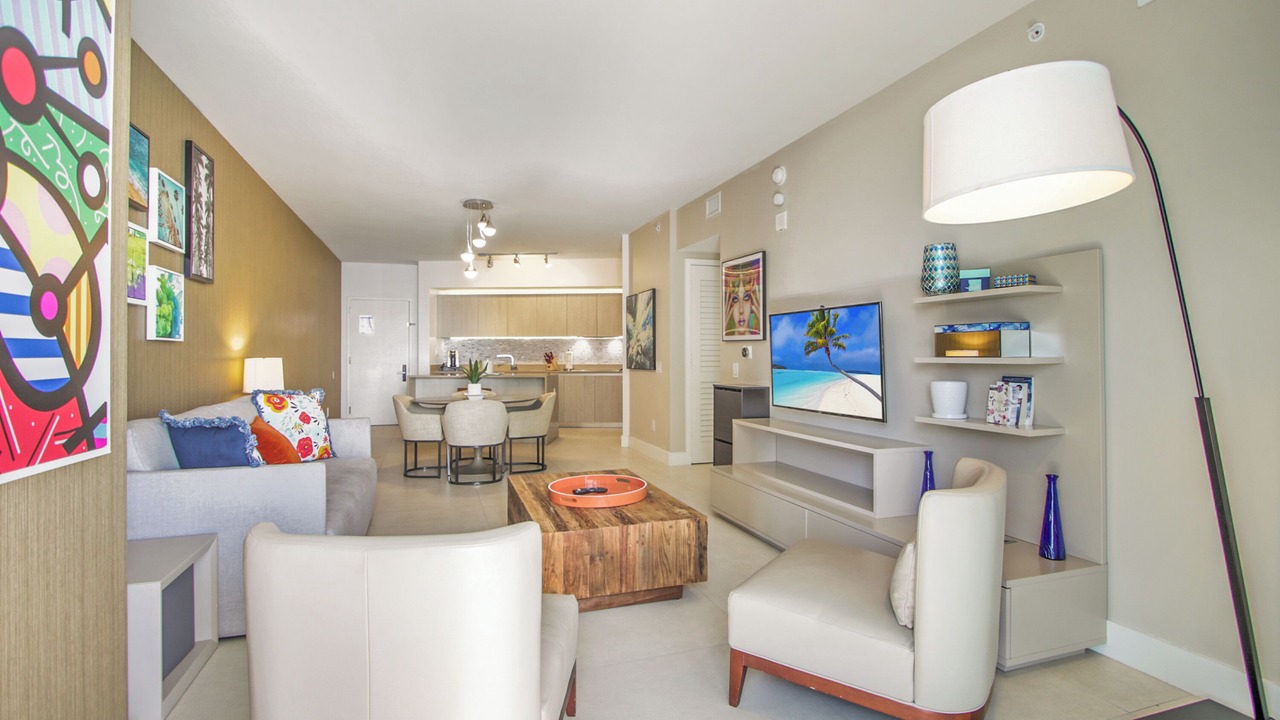 Photo of Livingroom in Hollywood South Central Beach