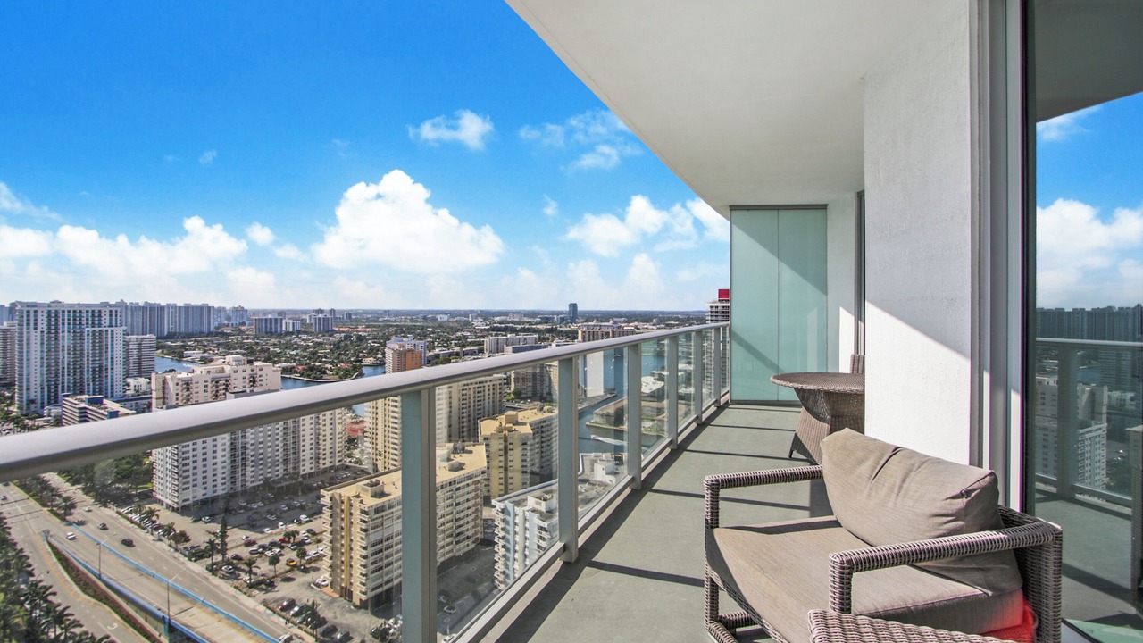 Photo of Outdoor in Hollywood South Central Beach