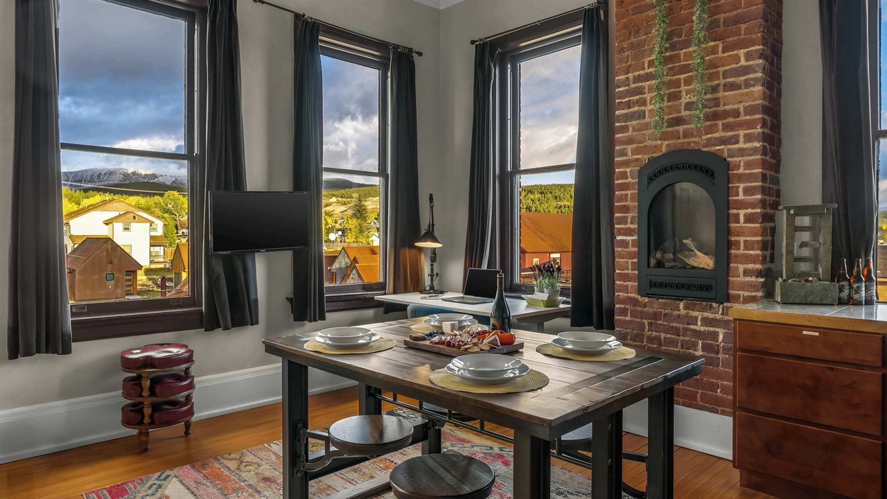 Photo of Livingroom in Leadville