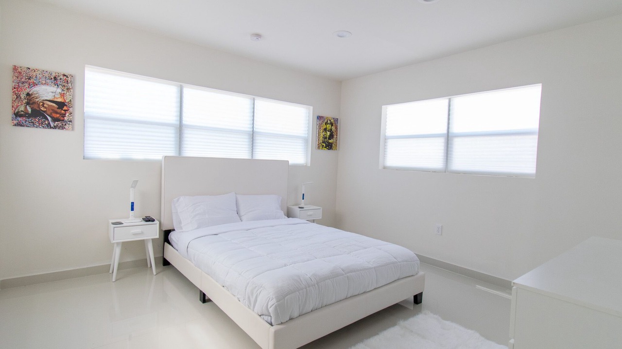 Photo of Bedroom in Royal Poinciana