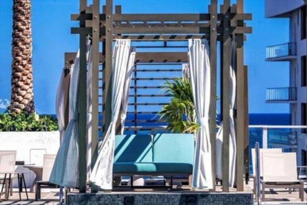 Photo of Outdoor in Hollywood South Central Beach