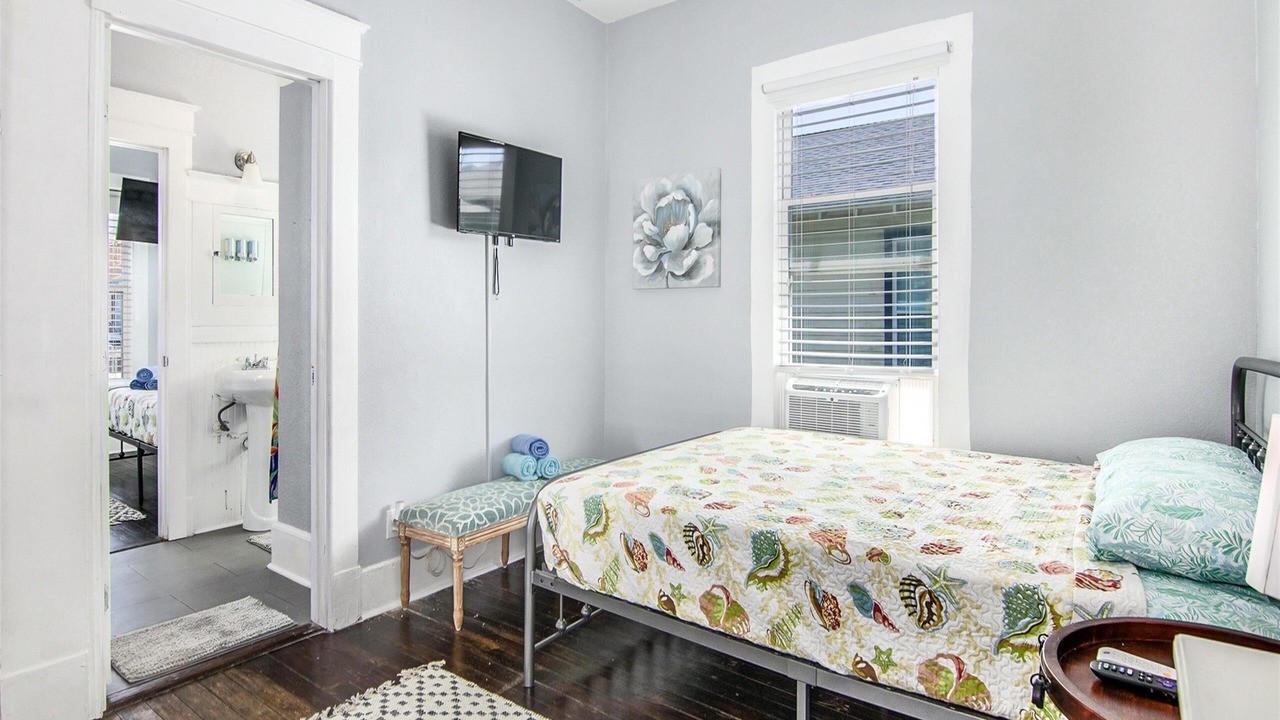 Photo of Bedroom in Galveston