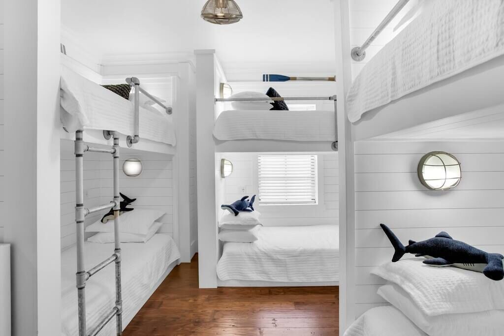 Photo of Bedroom in Villa Lago