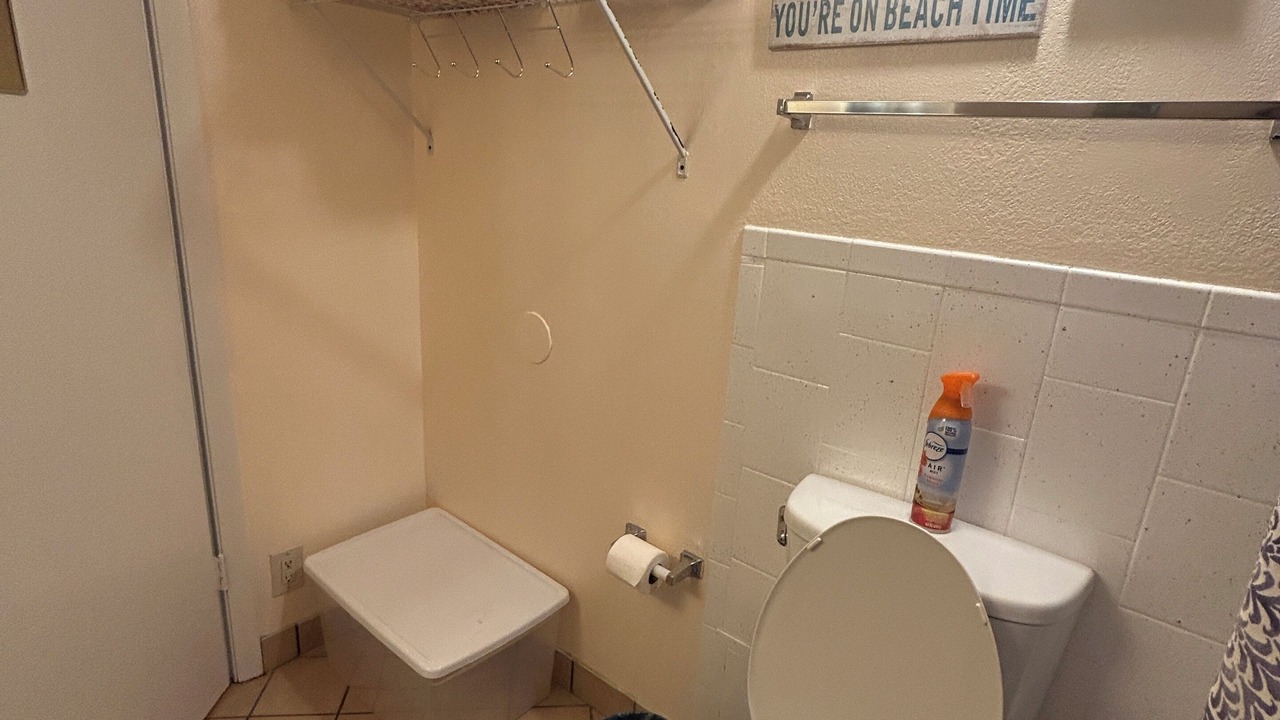 Photo of Bathroom in Schulte Park