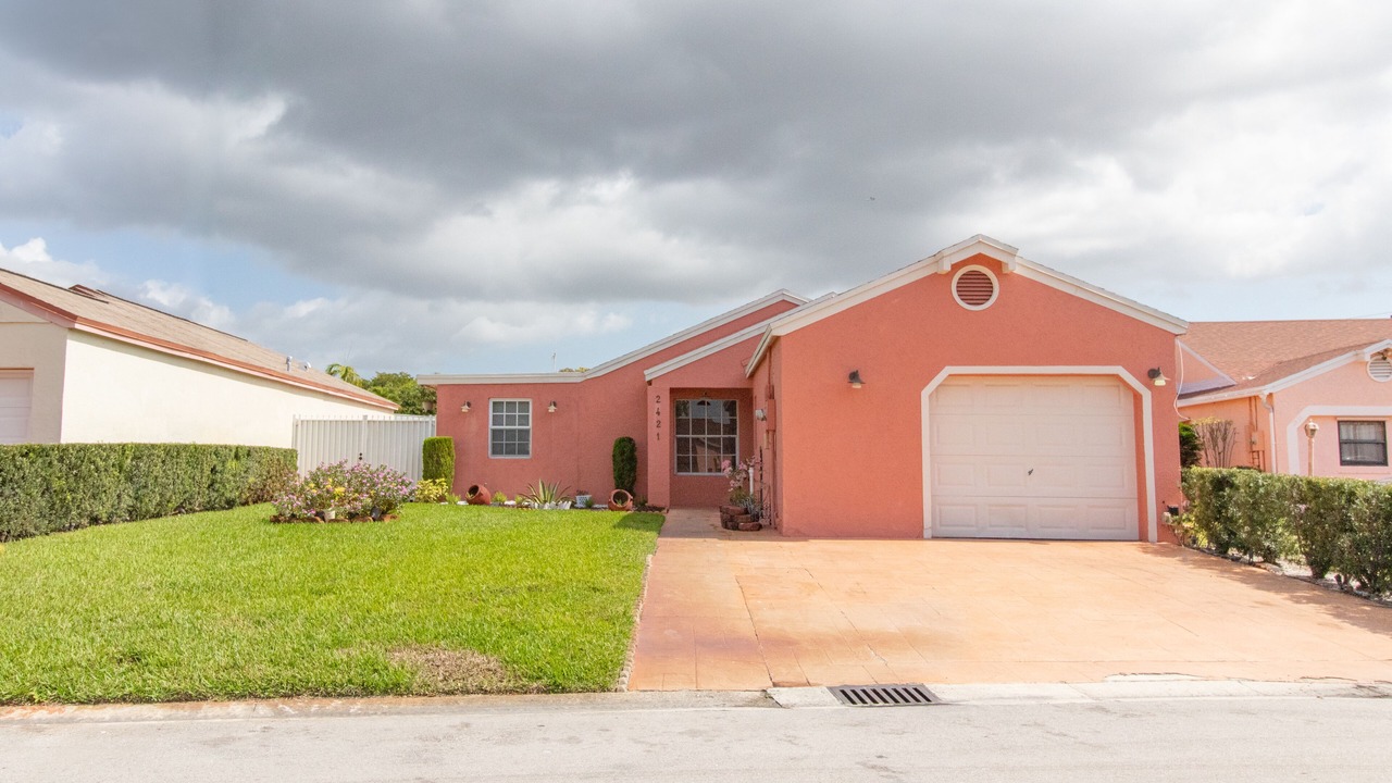 Photo of Outdoor in Miramar