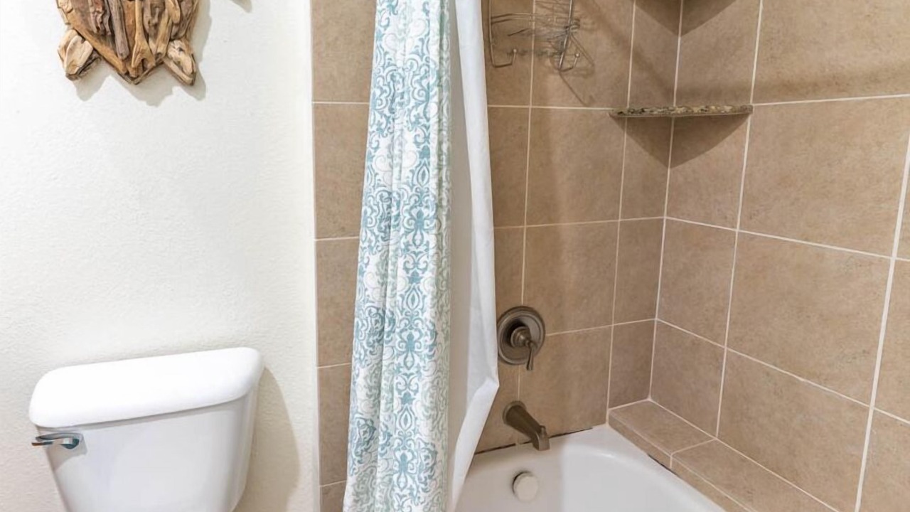 Photo of Bathroom in Galveston