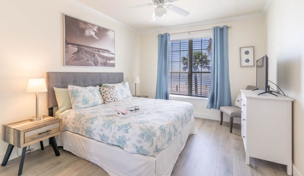Photo of Bedroom in Galveston