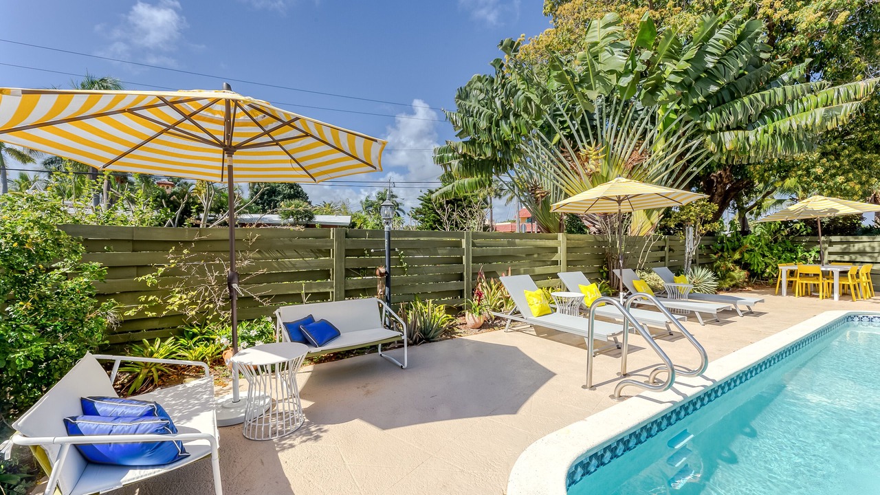 Photo of Outdoor in Dolphin Isles