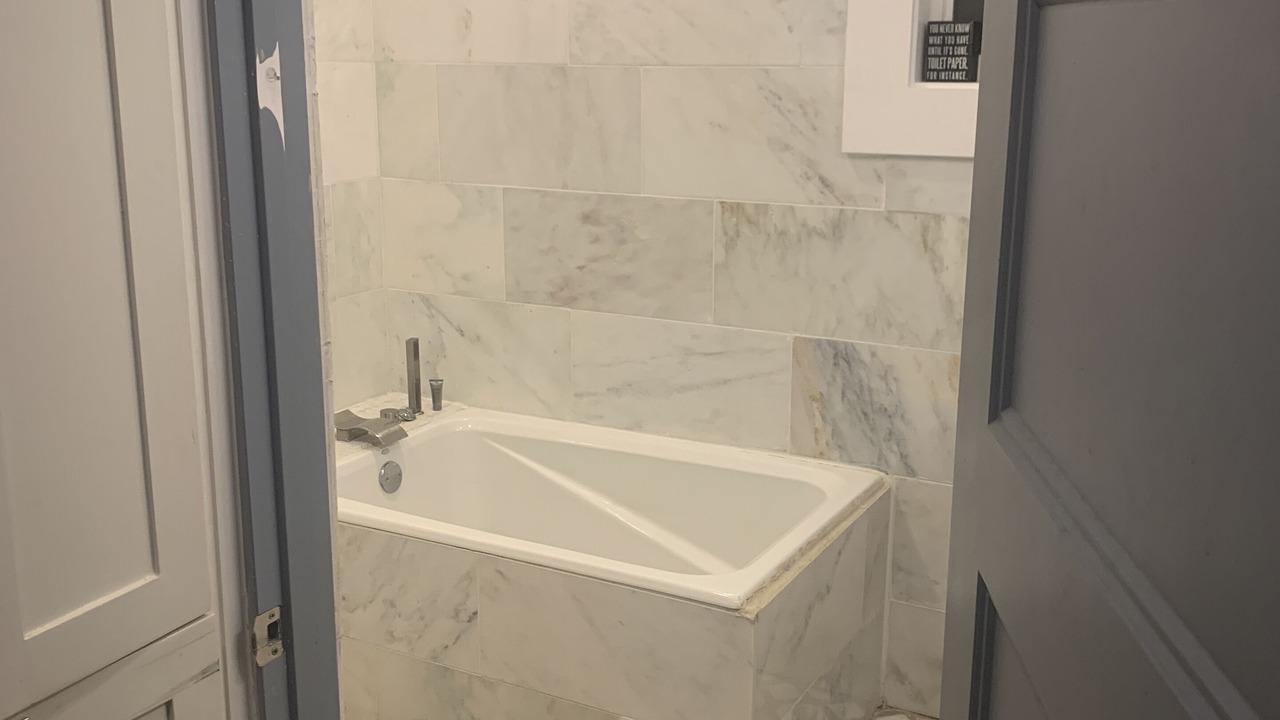Photo of Bathroom in Kingsland