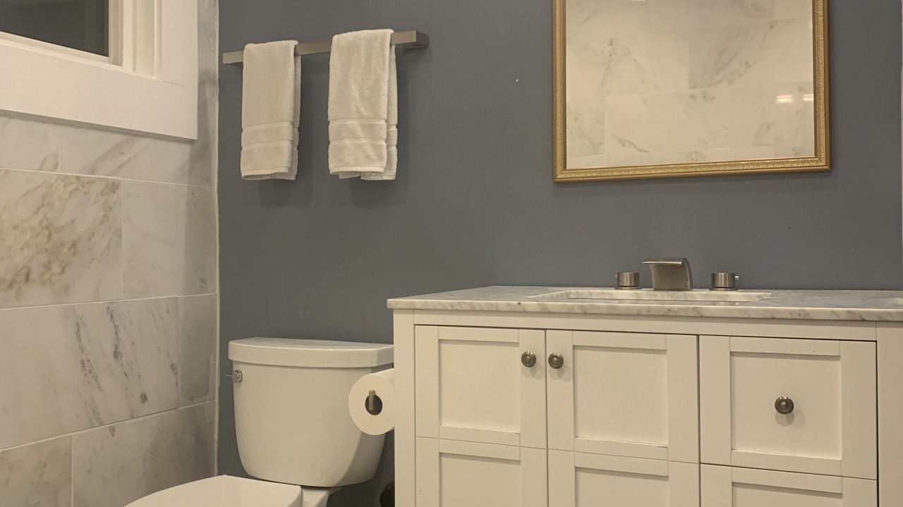 Photo of Bathroom in Kingsland