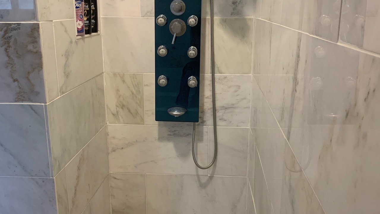 Photo of Bathroom in Kingsland