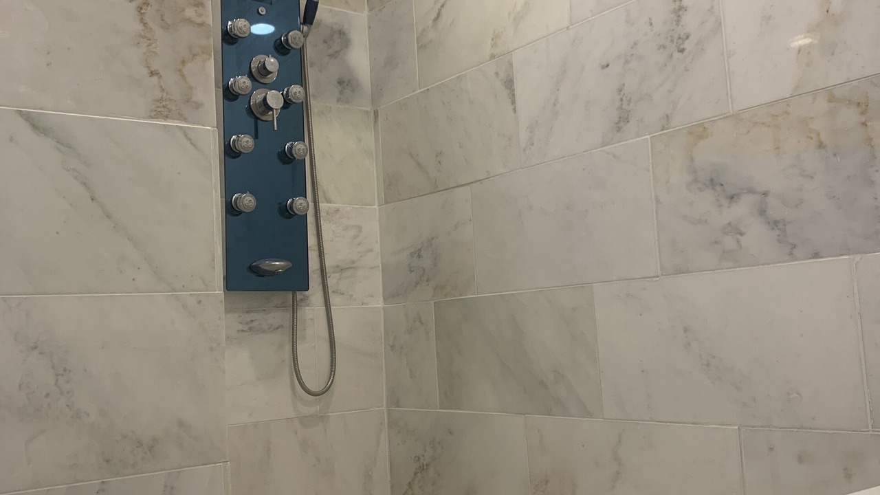 Photo of Bathroom in Kingsland