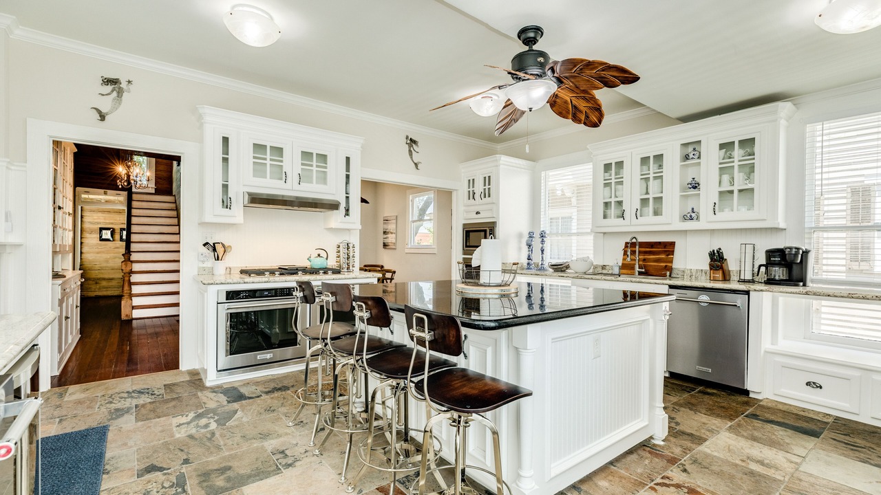 Photo of Kitchen in Galveston