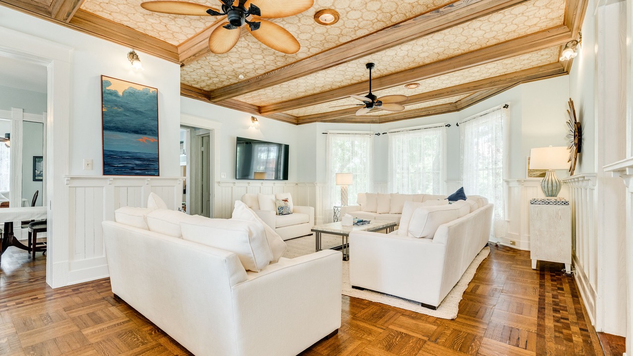 Photo of Livingroom in Galveston