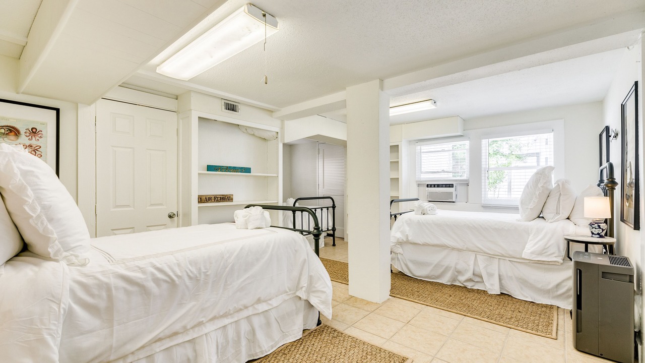 Photo of Bedroom in Galveston