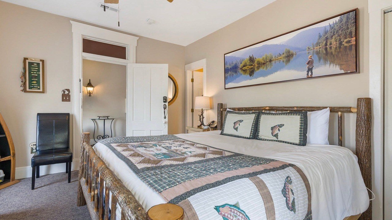Photo of Bedroom in Downtown Branson