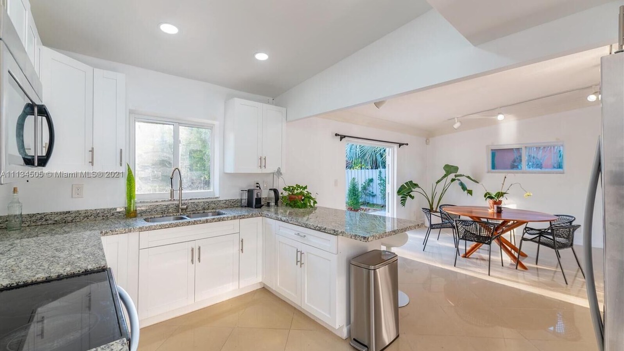 Photo of Kitchen in Central Fort Lauderdale