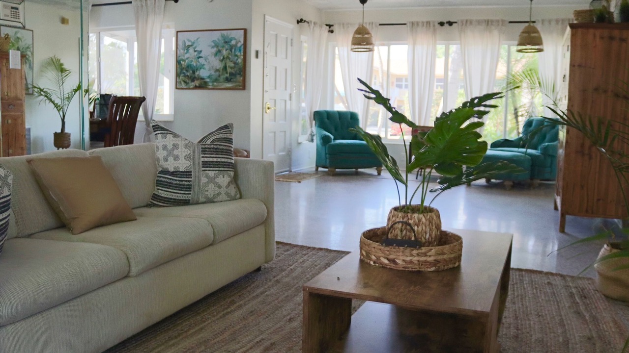 Photo of Livingroom in Deerfield Beach