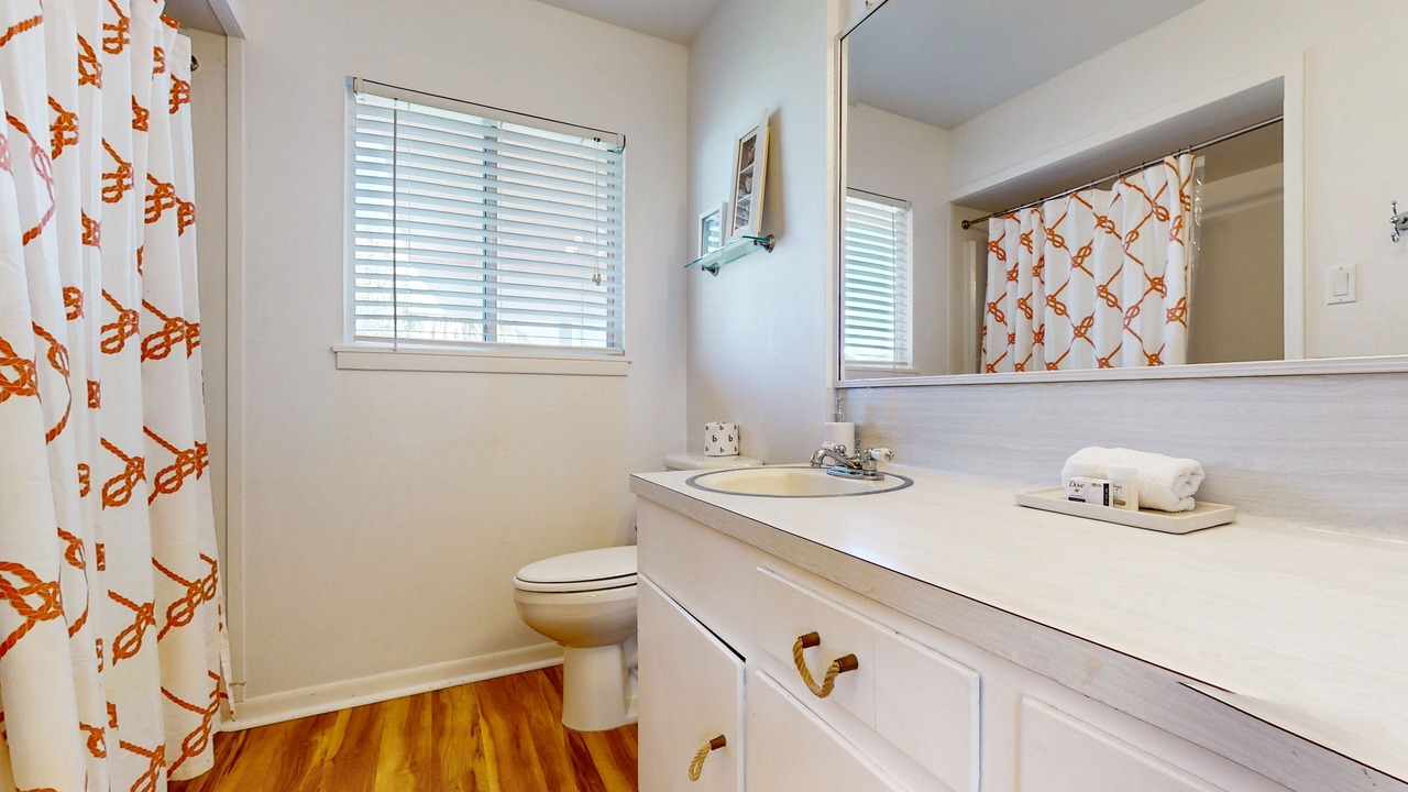 Photo of Bathroom in Key Allegro