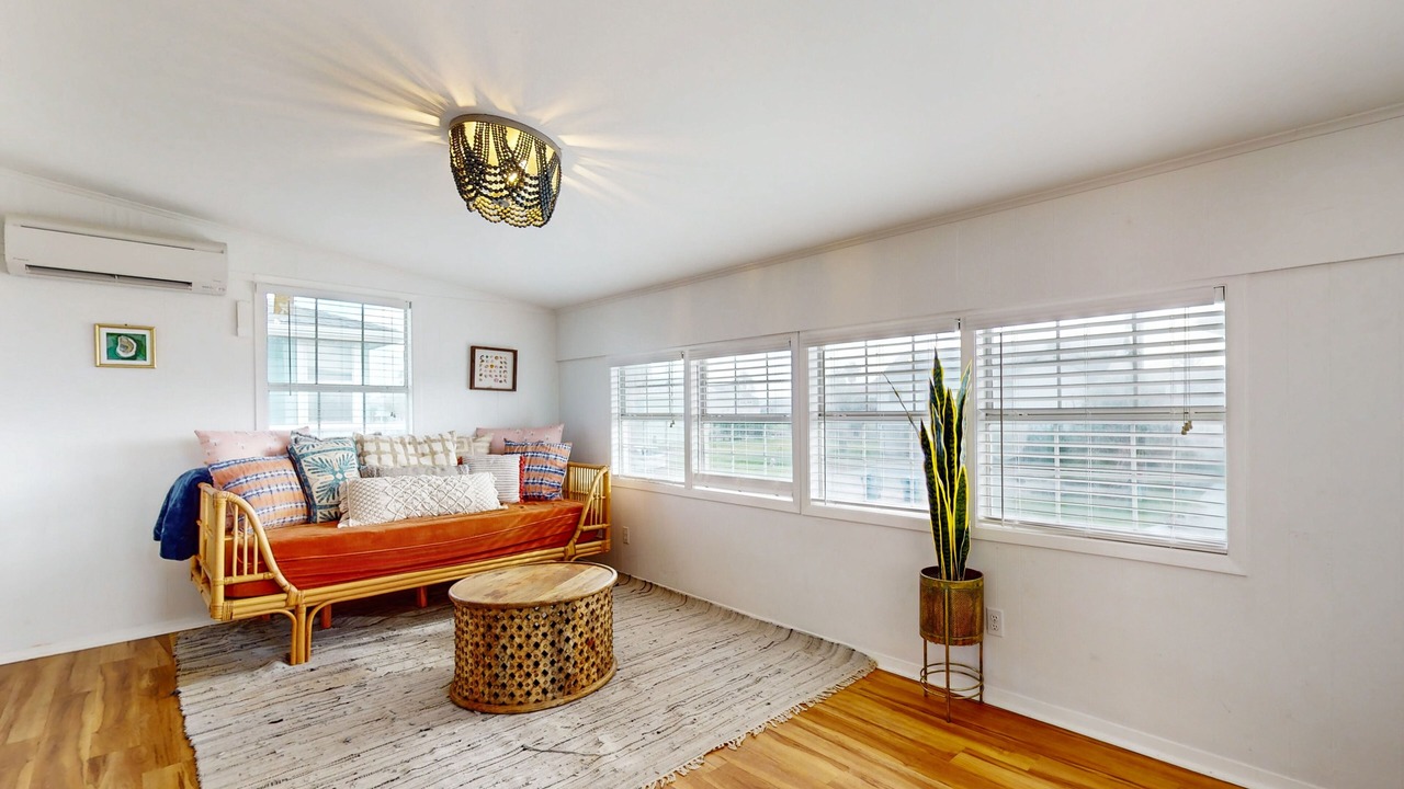 Photo of Livingroom in Key Allegro