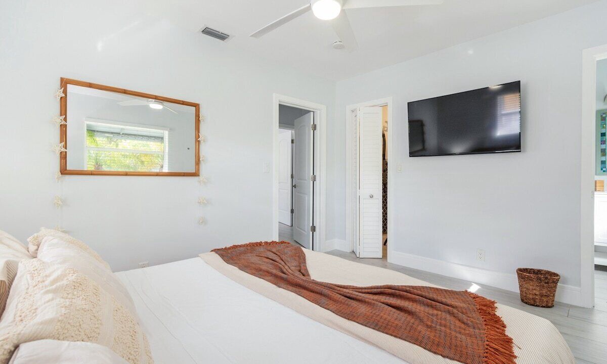Photo of Bedroom in Pompano Beach