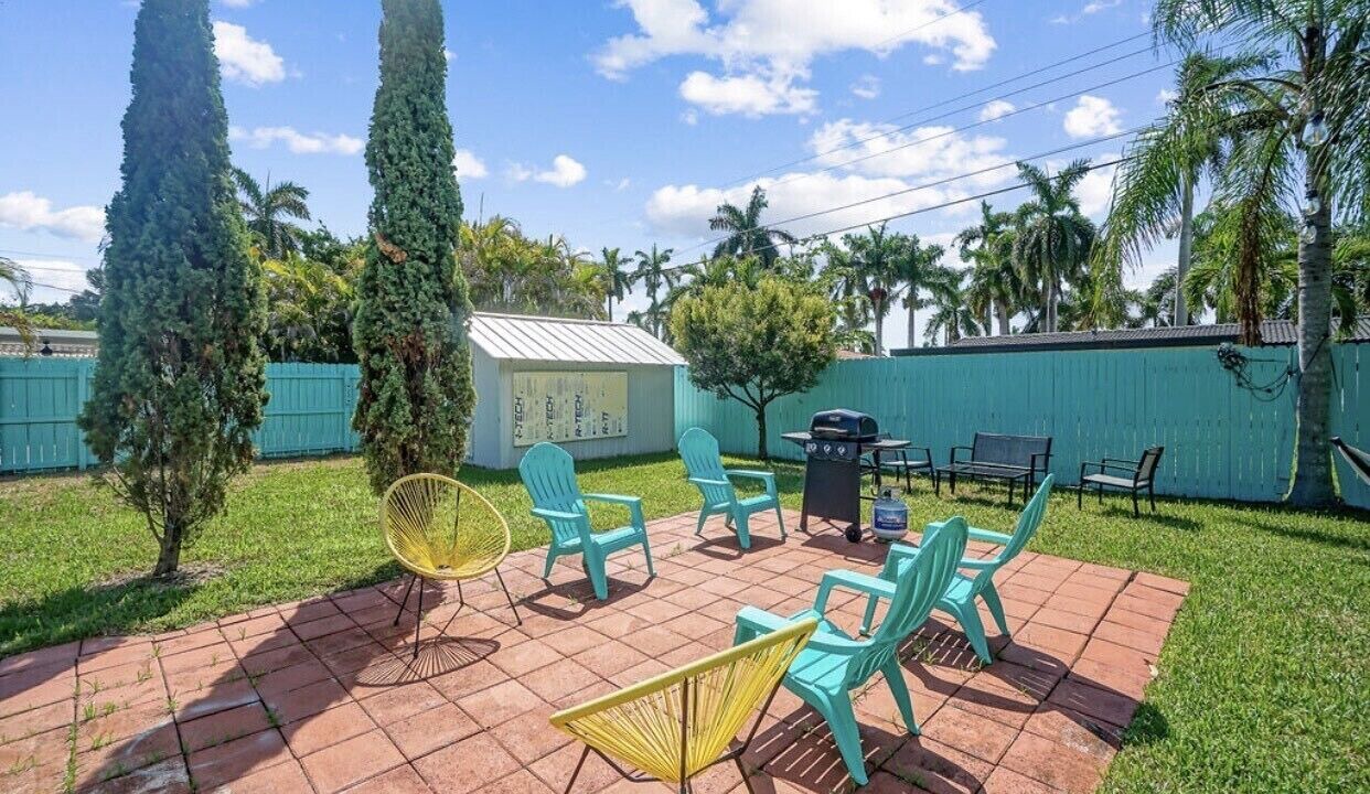 Photo of Outdoor in Hallandale Beach