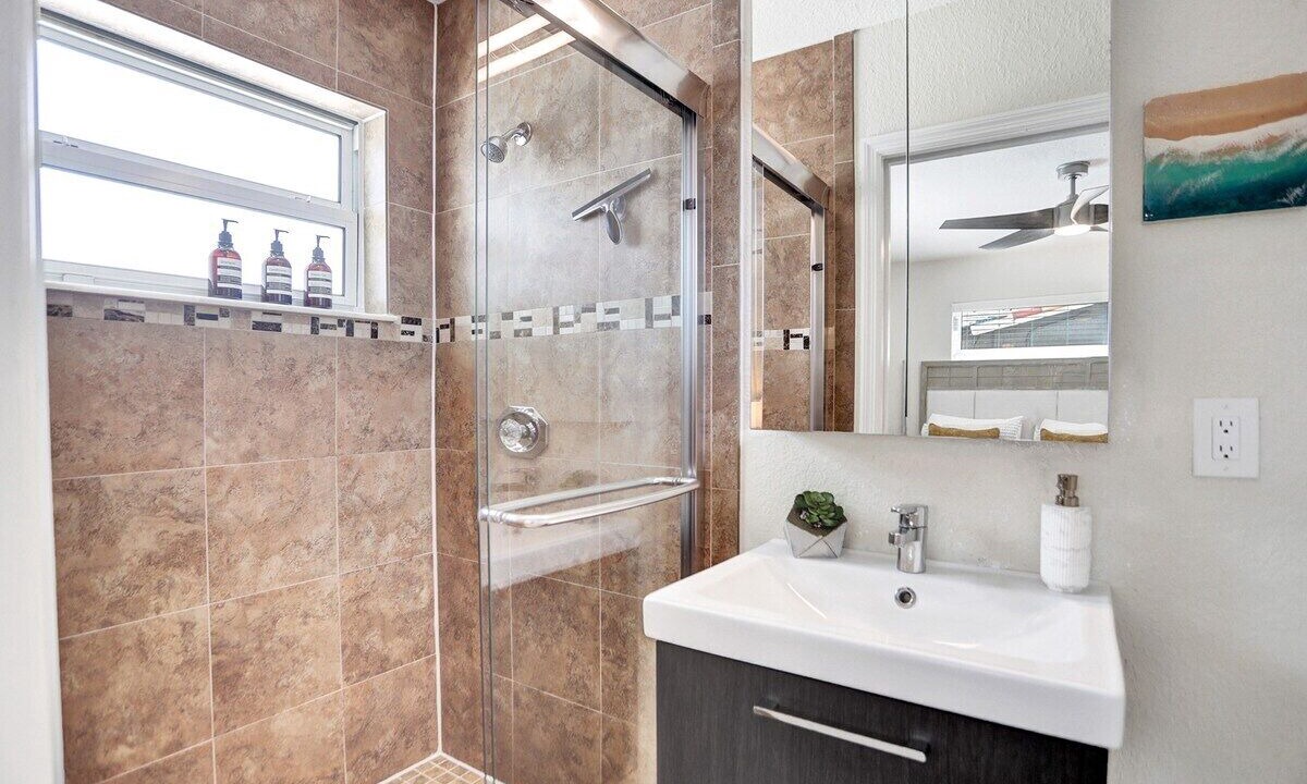 Photo of Bathroom in Wilton Manors