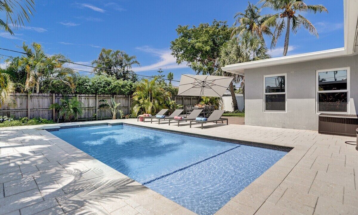 Photo of Outdoor in Wilton Manors