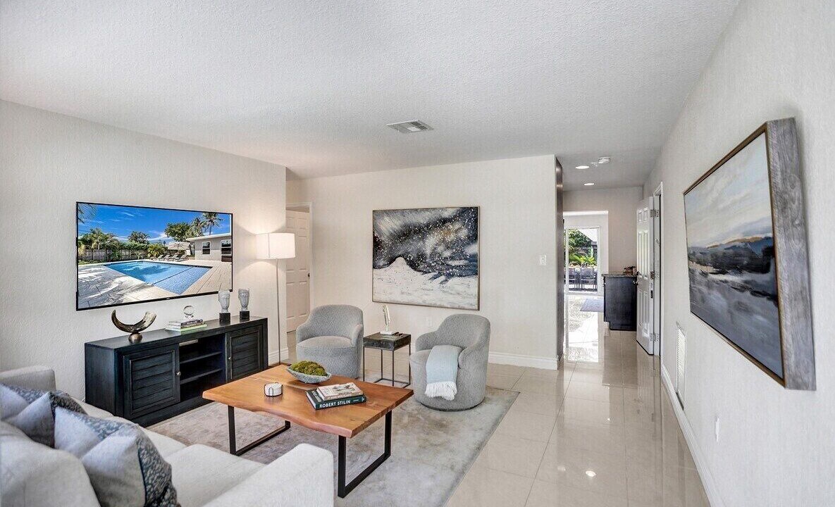Photo of Livingroom in Wilton Manors