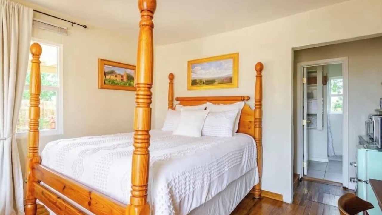 Photo of Bedroom in Near North Valley