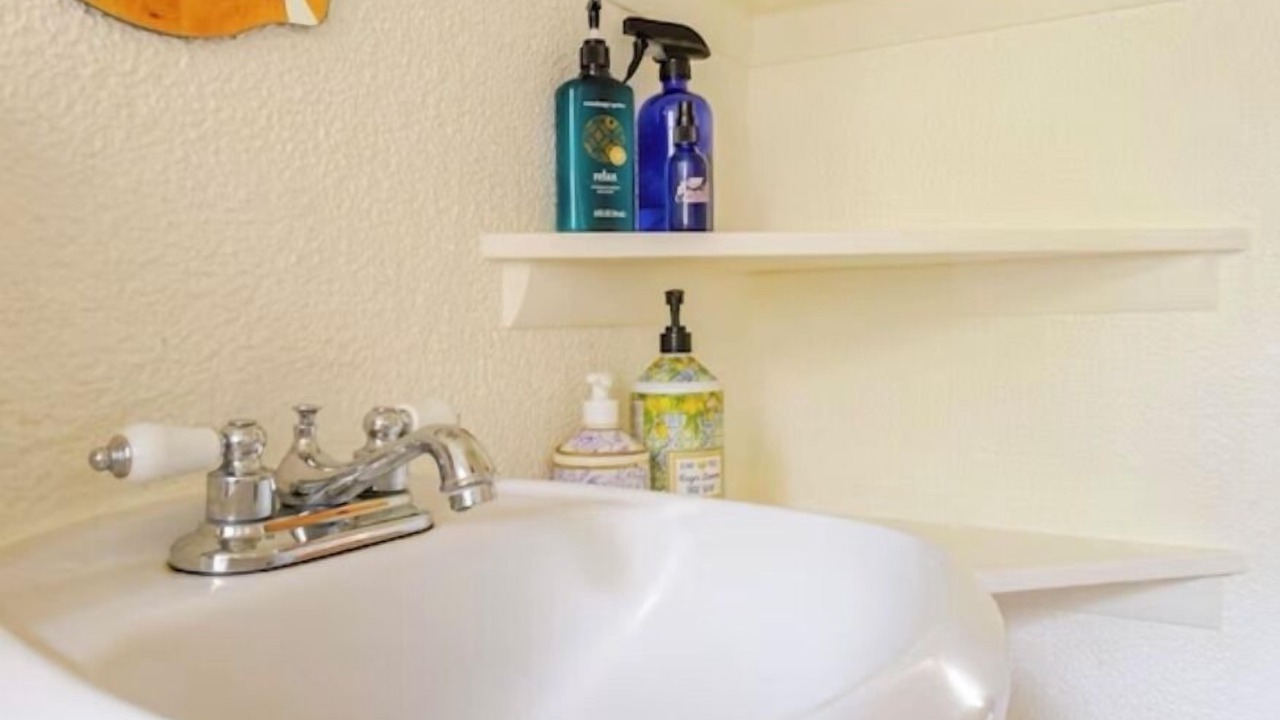 Photo of Bathroom in Near North Valley