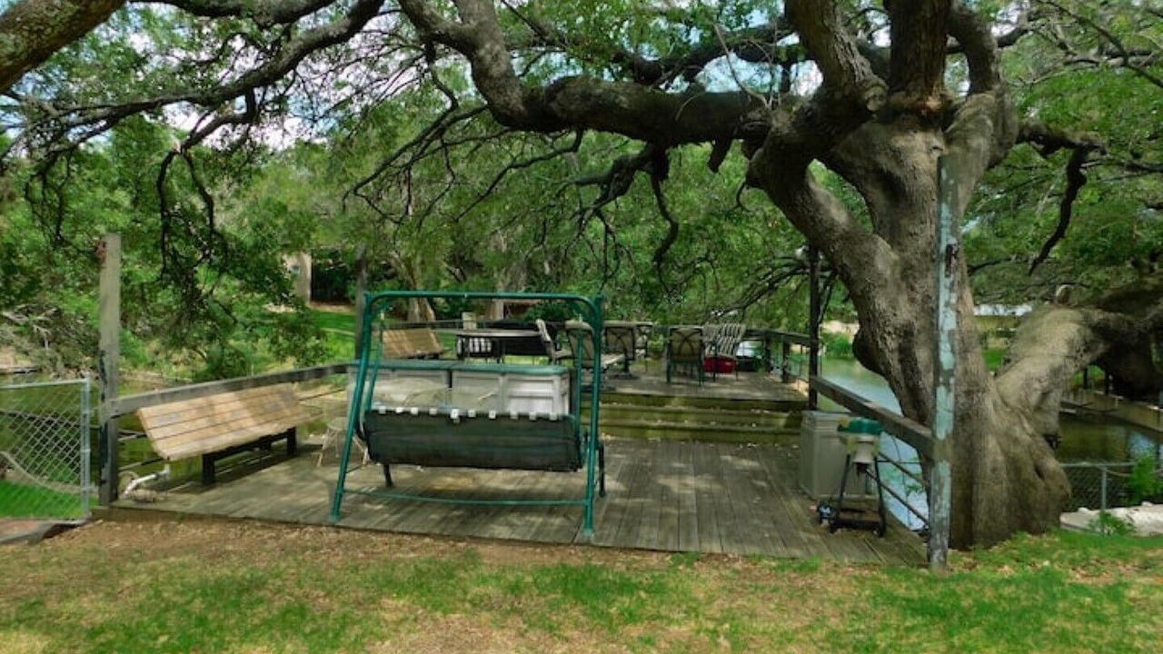 Photo of Outdoor in Kingsland