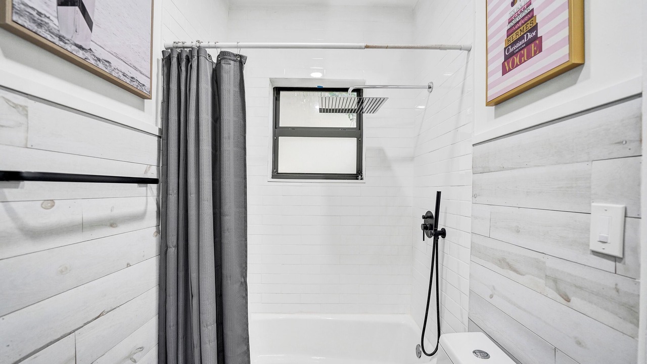 Photo of Bathroom in South Lake
