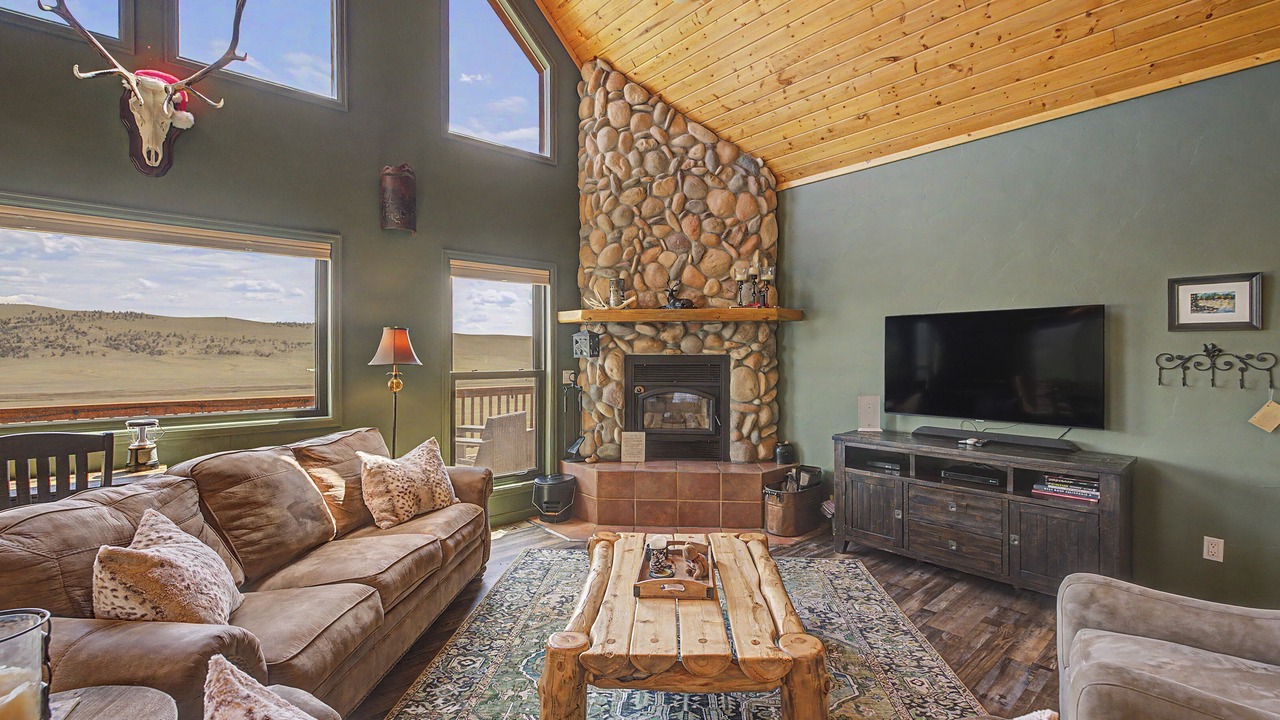 Photo of Livingroom in Fairplay