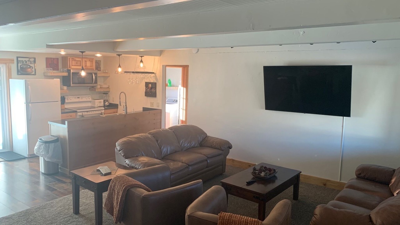 Photo of Livingroom in Twin Lakes