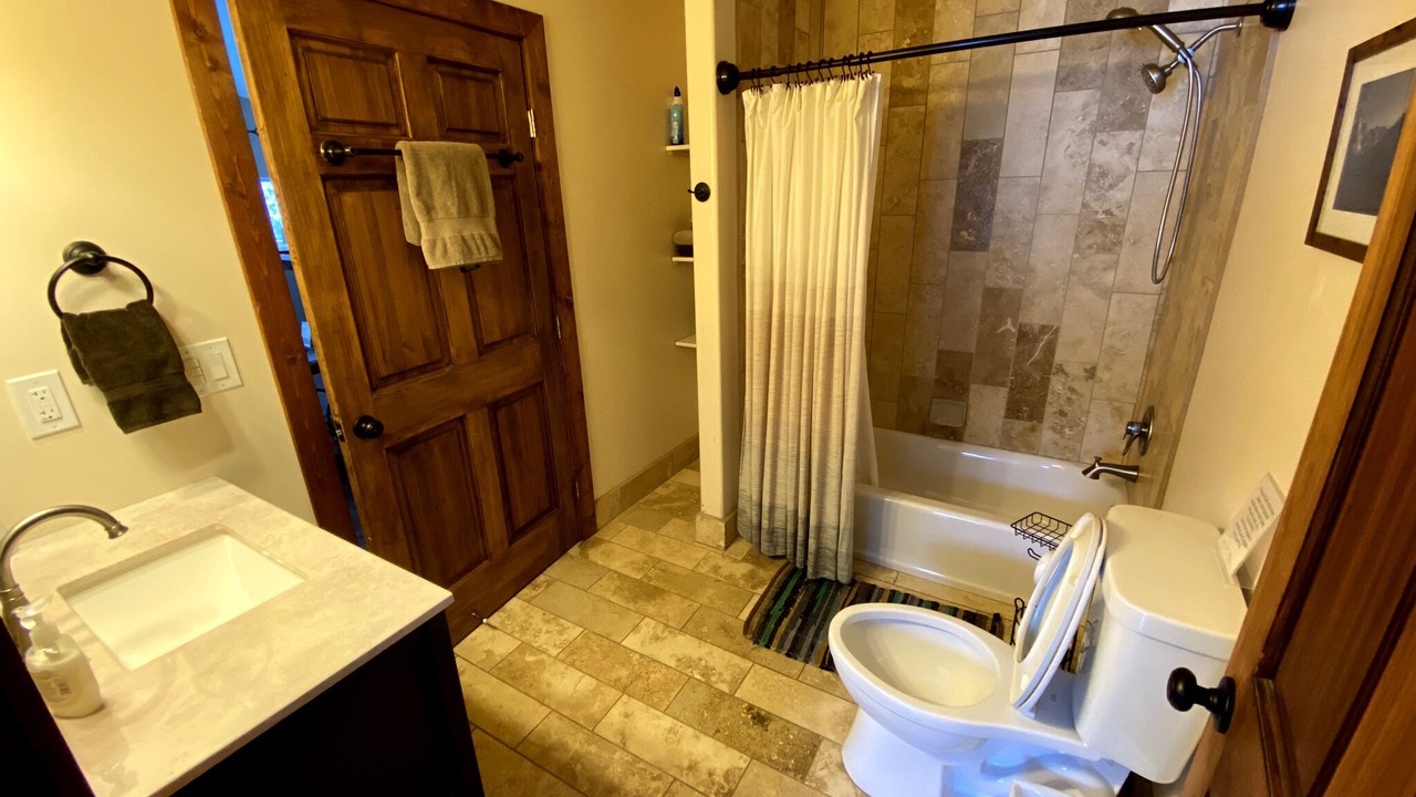Photo of Bathroom in Twin Lakes
