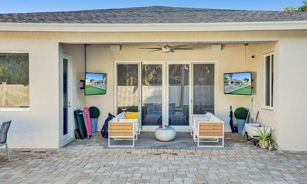 Photo of Outdoor in Pompano Beach