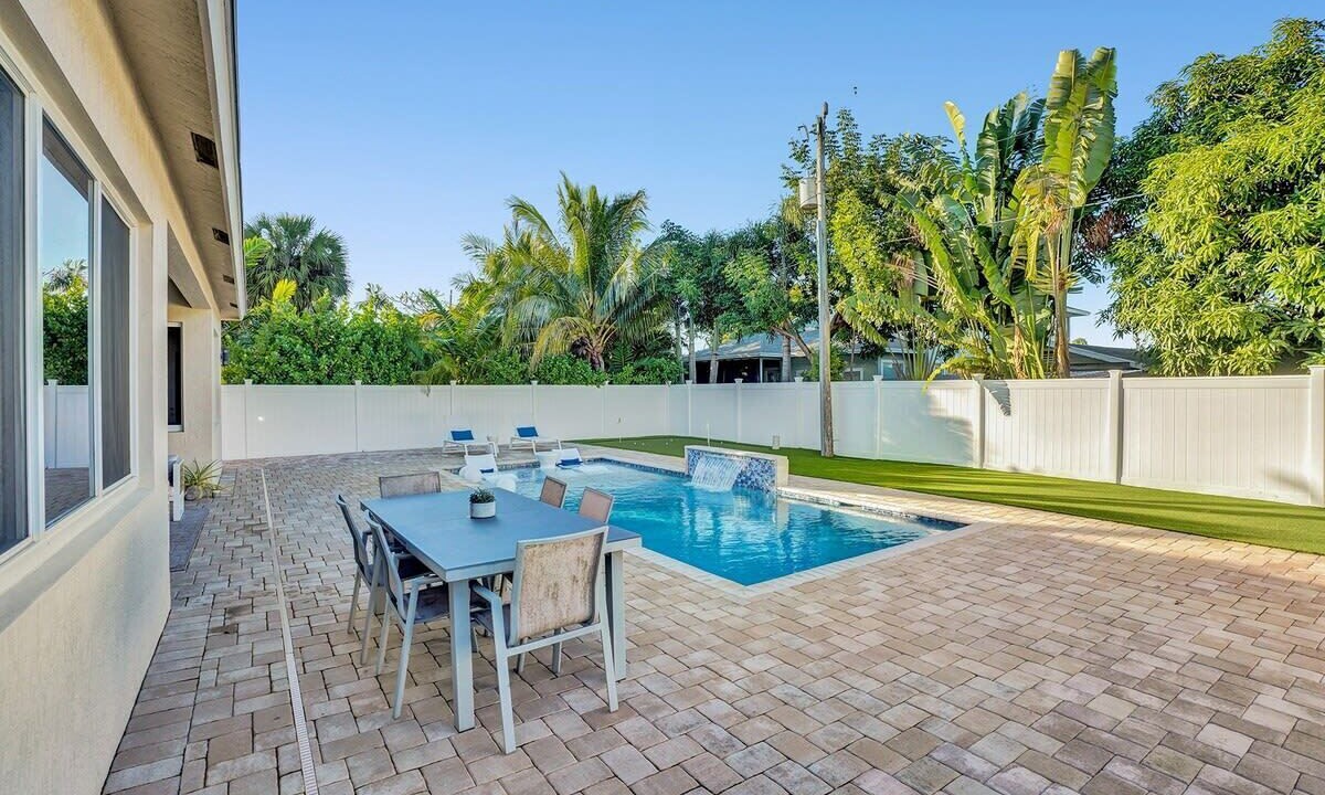 Photo of Outdoor in Pompano Beach