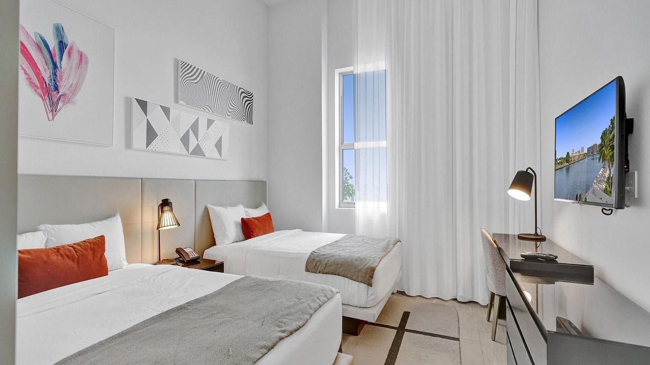 Photo of Bedroom in Hollywood South Central Beach