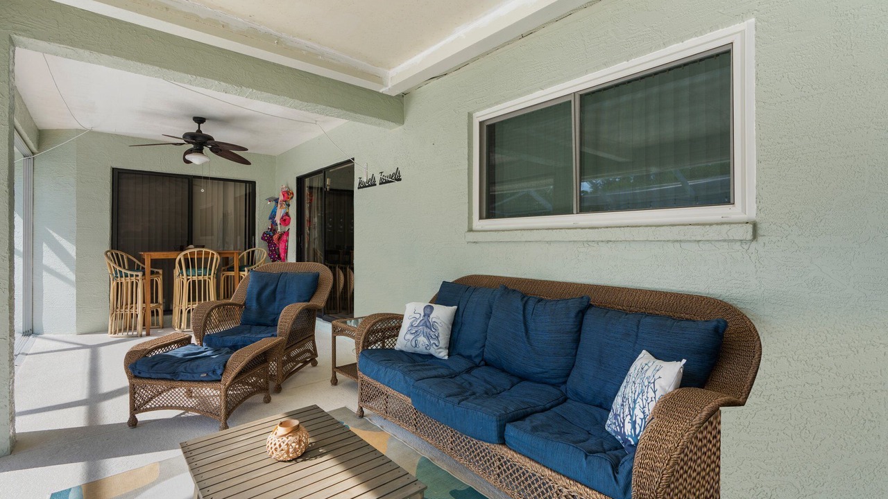 Photo of Livingroom in Spring Hill