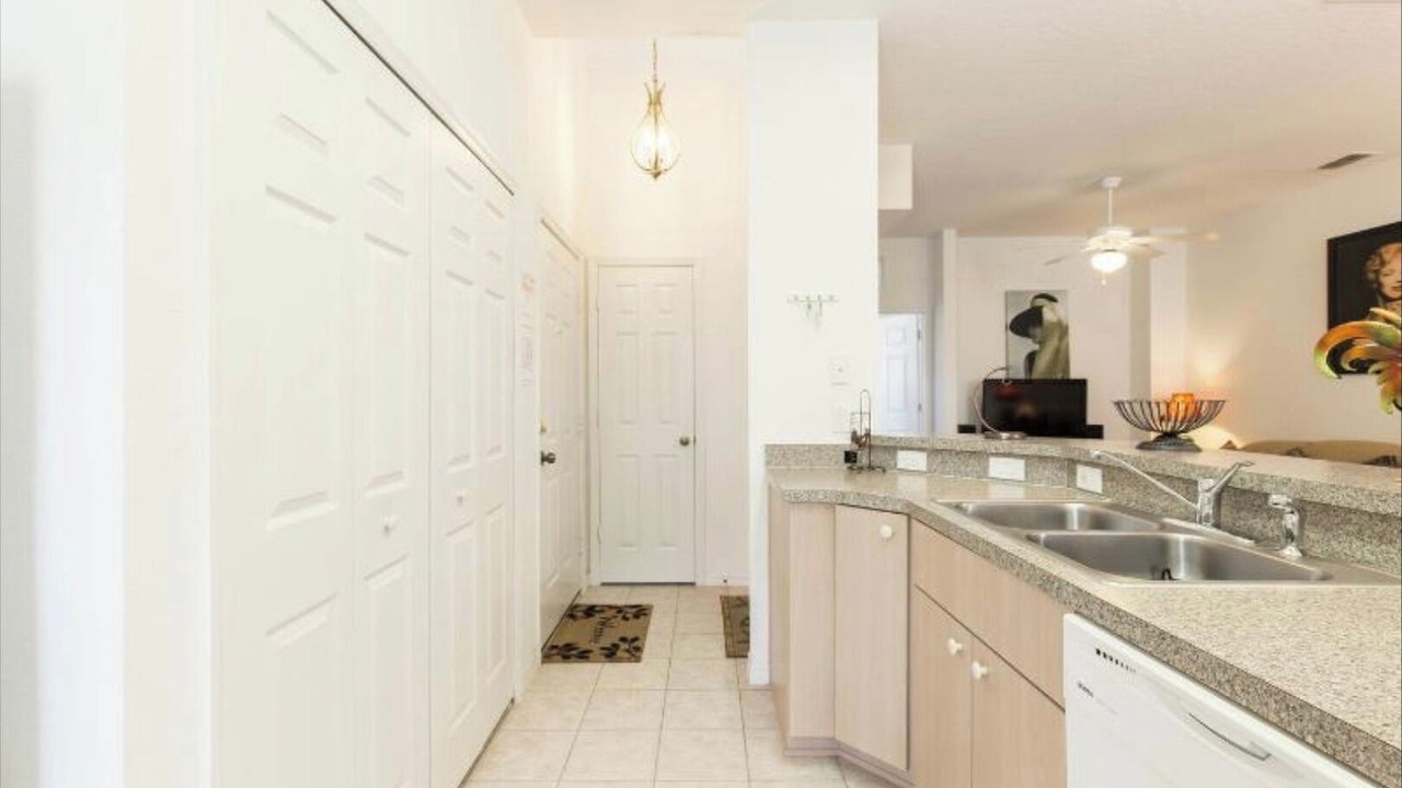 Photo of Kitchen in Eagle Pointe South